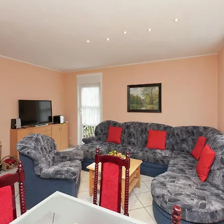 Ferienhaus Luxurioeser Wellnessaufenthalt In Elend, Cleaning Included *