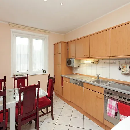 Ferienhaus Luxurioeser Wellnessaufenthalt In Elend, Cleaning Included *